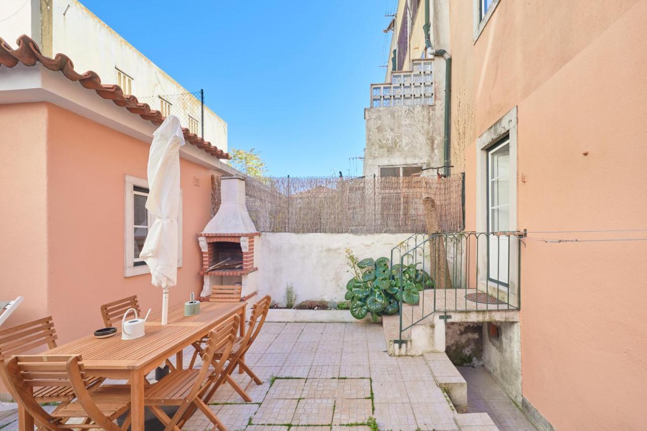 Amazing Terrace And Riverview In Historical Lisboa Exteriör bild